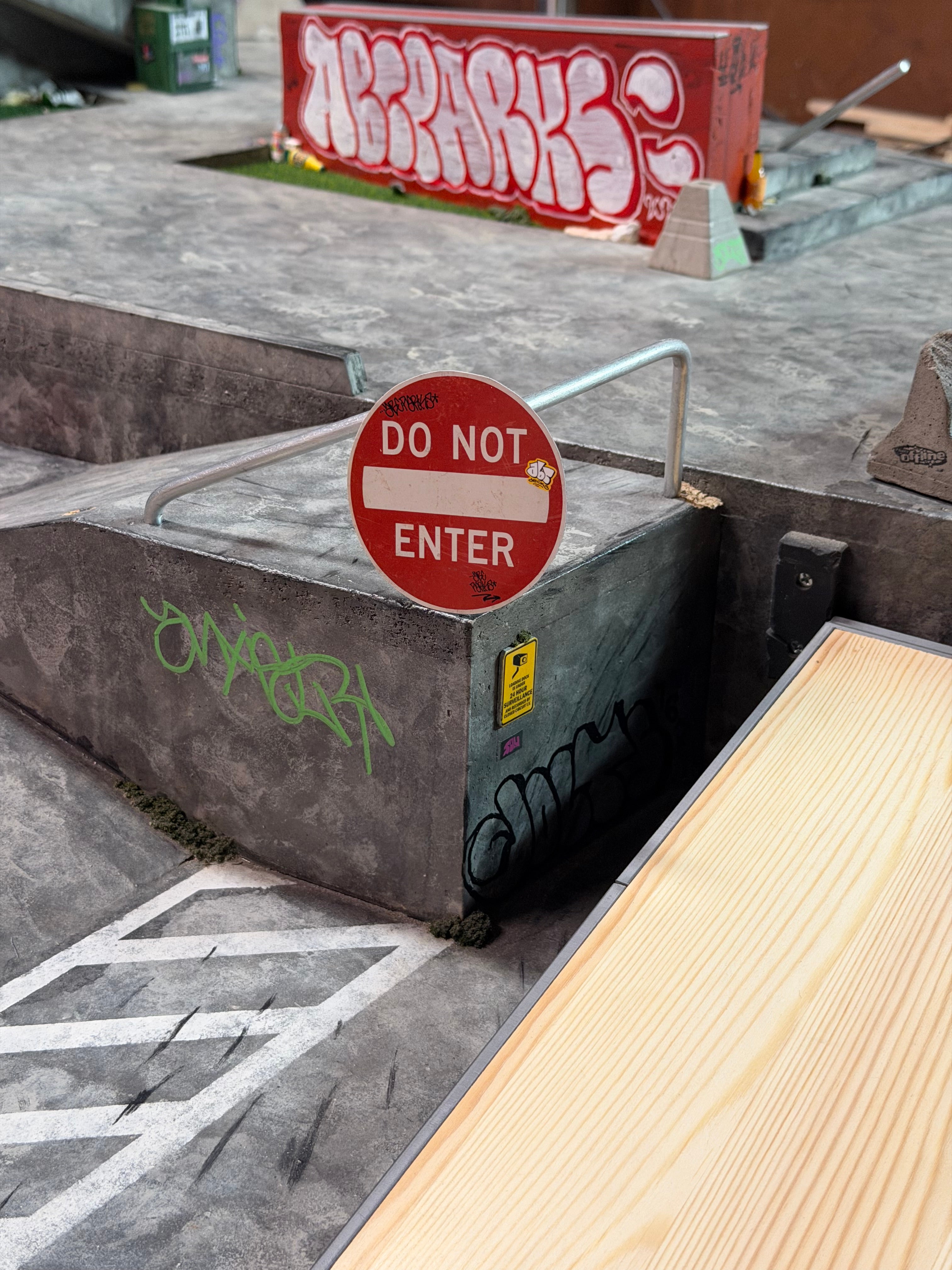 Shred Signs