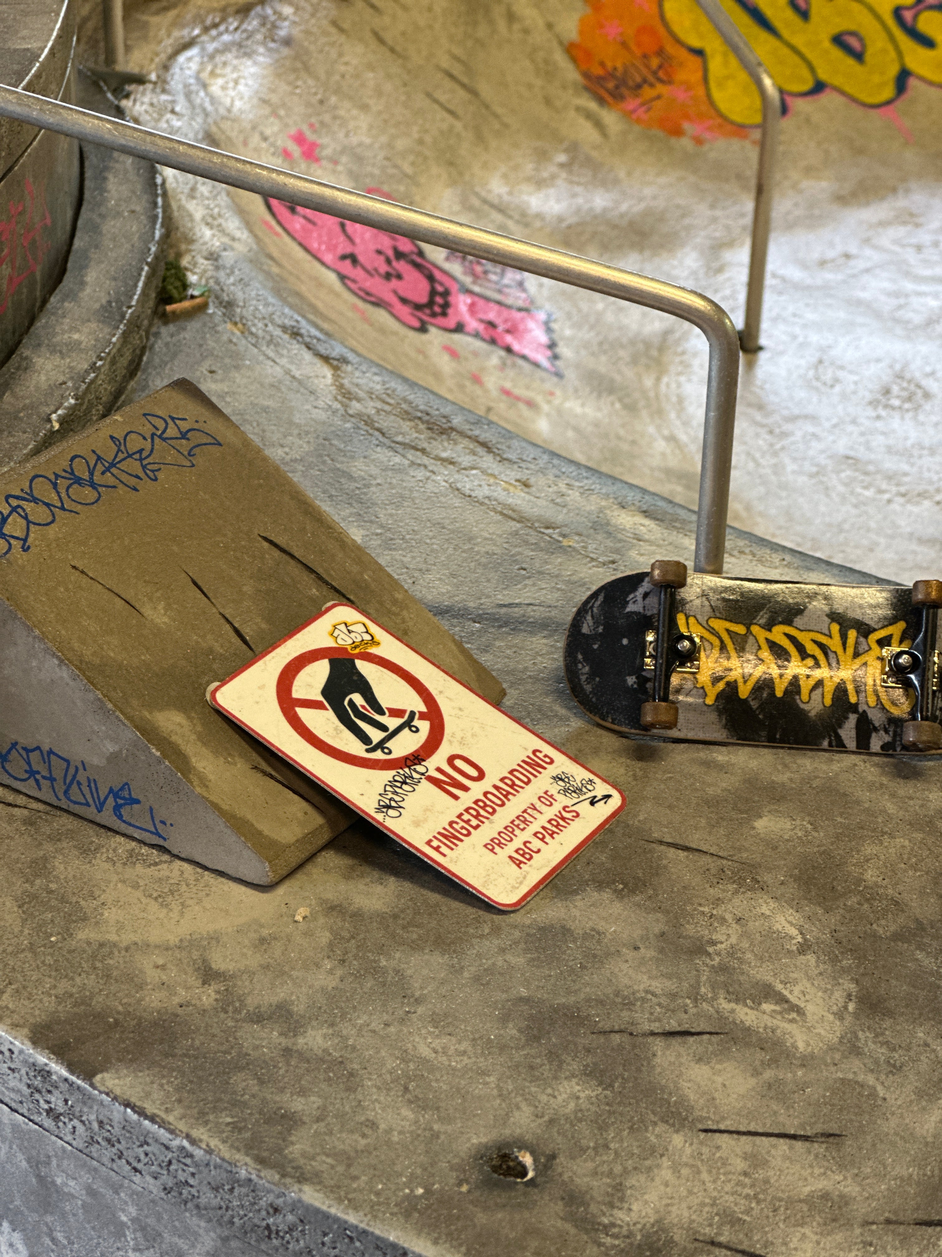 Shred Signs